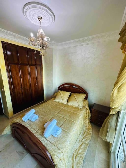 Luxueux Appartement Centre Et Plage & Wifi ! Tanger Luaran gambar